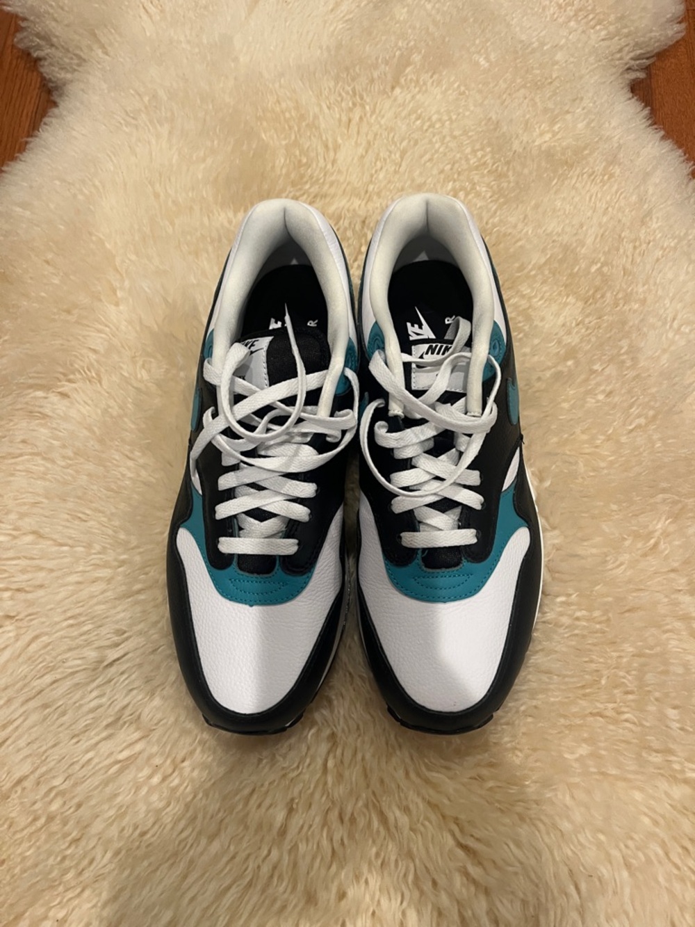 Nike Sneakers in White, Teal & Black